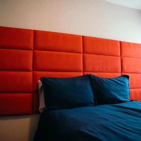 Charm City Luxury 4 Bedroom Brick Home Балтимор Екстериор снимка